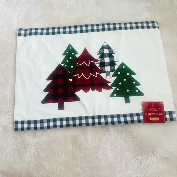 Happy Holiday Placemat Set of 2 - Picture 5 of 7